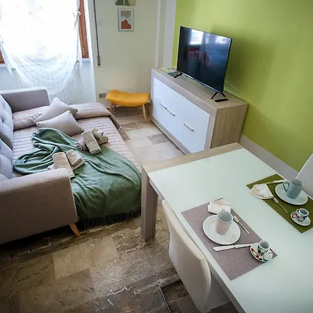 Appartement Monte Camicia - Cozy In Center-spacious-free Parking