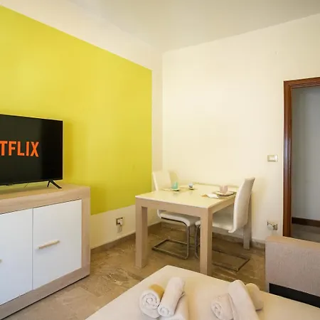 Appartamento Monte Camicia - Cozy In Center-spacious-free Parking LʼAquila